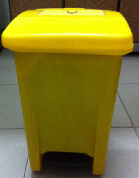 THÙNG RÁC Y TẾ 