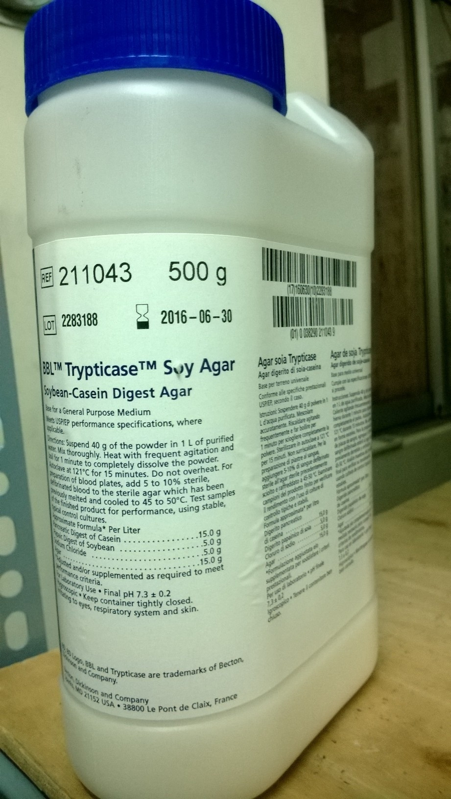 BD 211043 (Difco Tryptic Soy Agar, 500g )